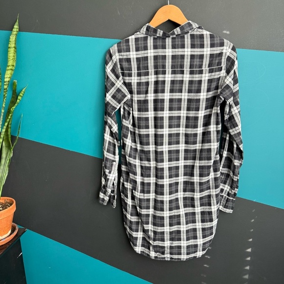 Frank & Eileen Black and White Plaid Button Down Shirt - Picture 6 of 11